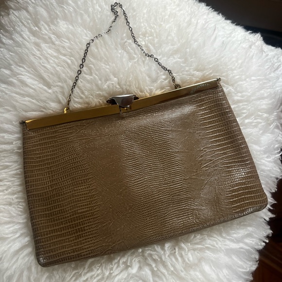 Vintage leather Etra genuine beige leather Evening Clutch with Chain Handle - Picture 10 of 11